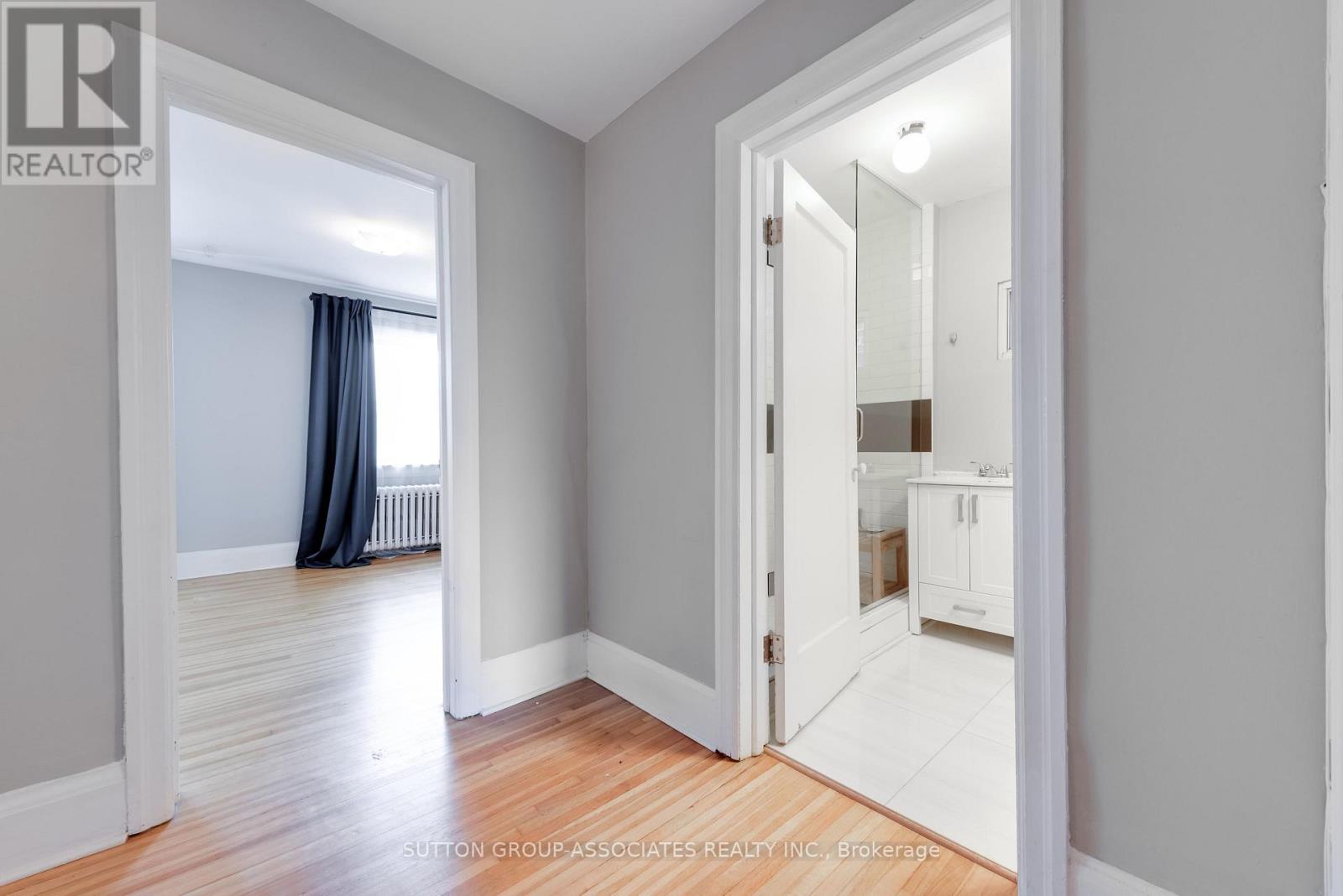 76 St Annes Road, Toronto, Ontario  M6J 3J9 - Photo 17 - C13714580
