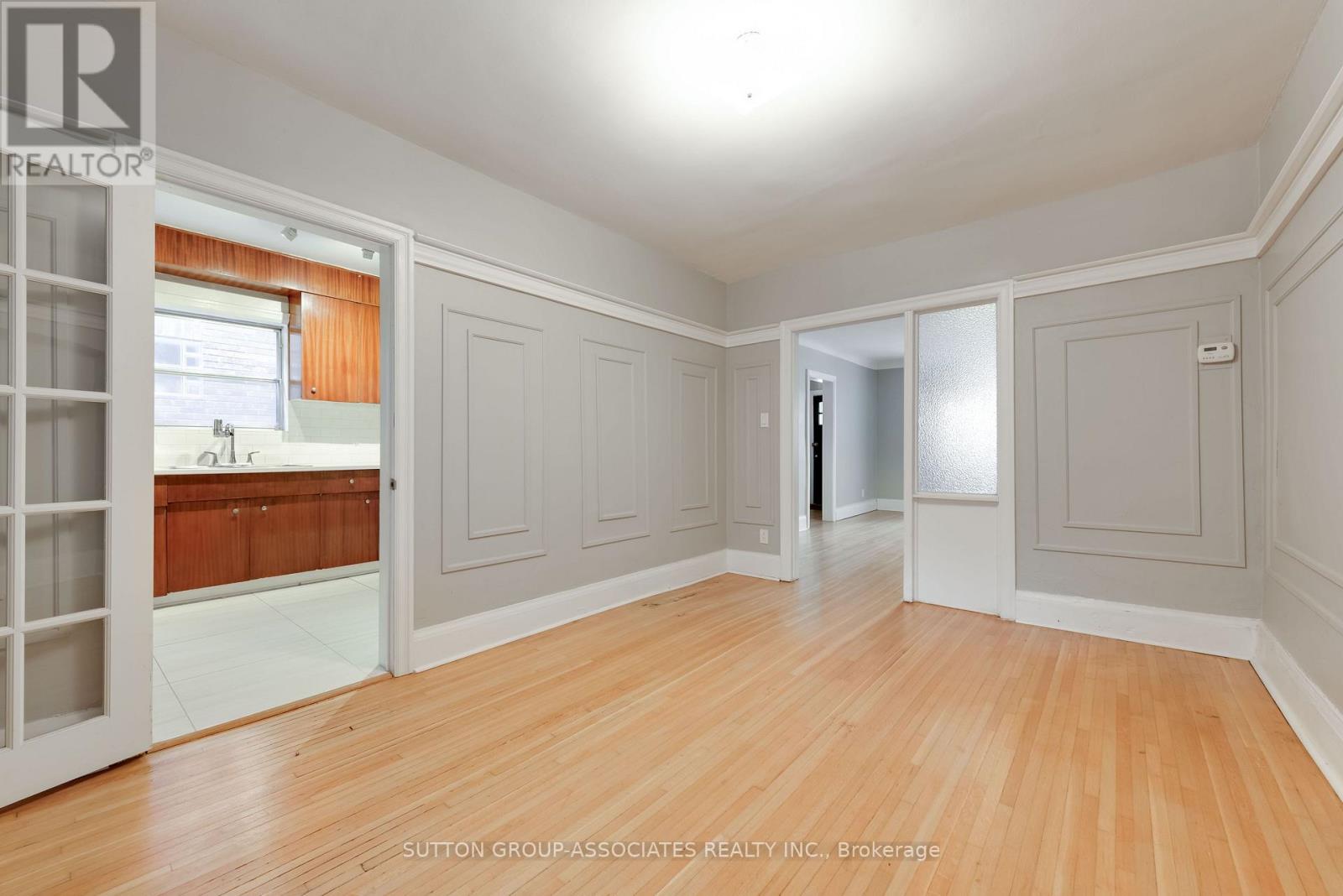 76 St Annes Road, Toronto, Ontario  M6J 3J9 - Photo 9 - C13714580