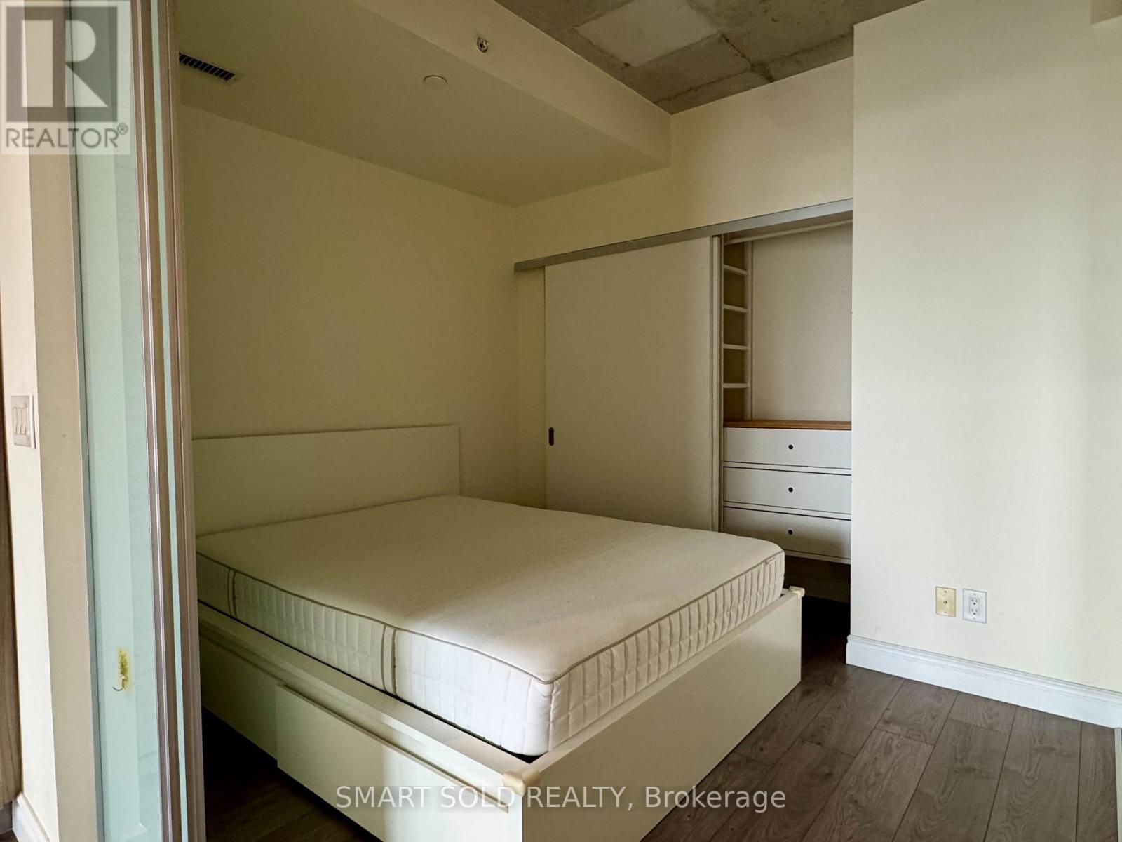 1007 - 210 Simcoe Street, Toronto, Ontario  M5T 0A9 - Photo 7 - C13714614