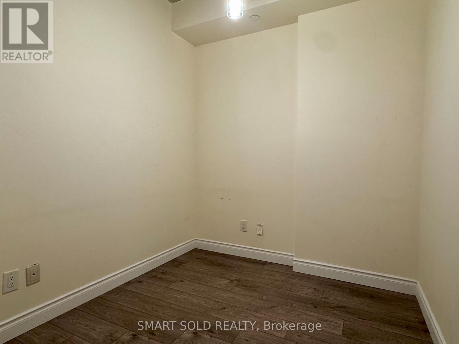 1007 - 210 Simcoe Street, Toronto, Ontario  M5T 0A9 - Photo 8 - C13714614