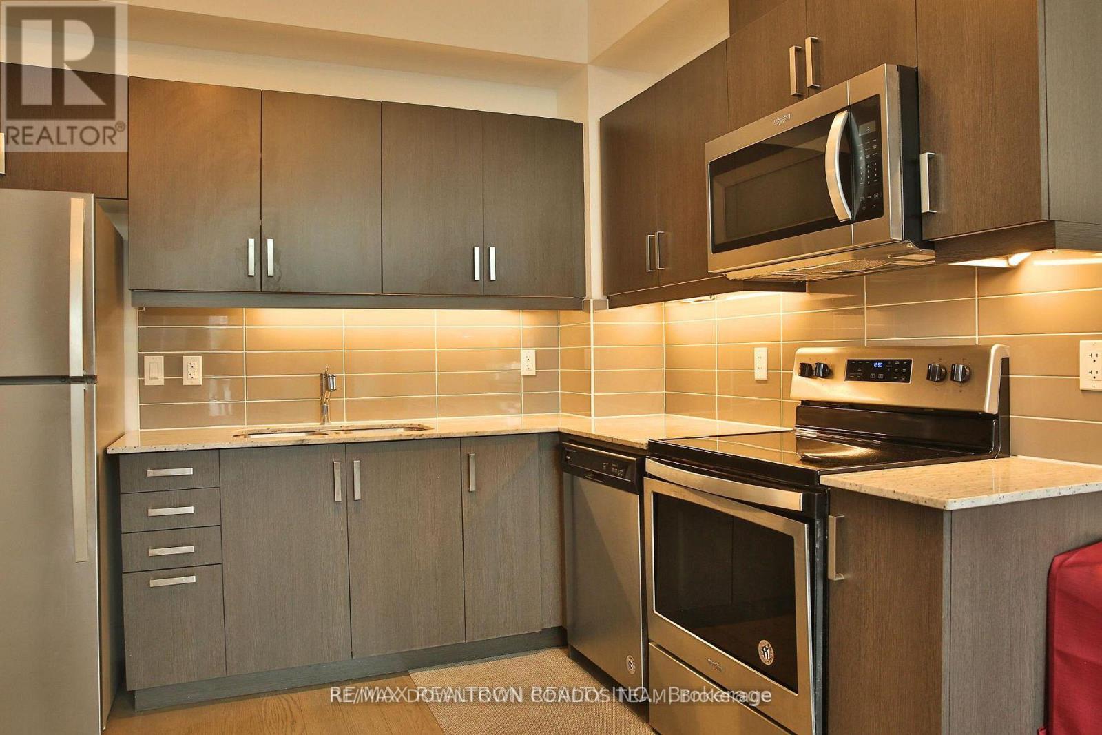 303 - 1486 Bathurst Street, Toronto, Ontario  M5P 3G9 - Photo 3 - C13714698