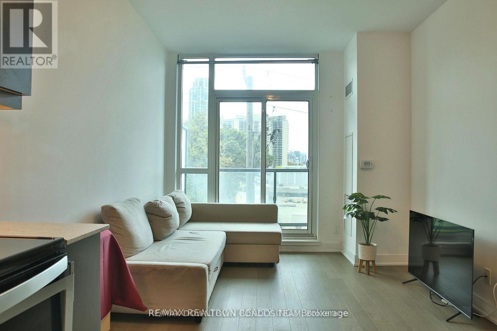 303 - 1486 Bathurst Street, Toronto, Ontario  M5P 3G9 - Photo 4 - C13714698