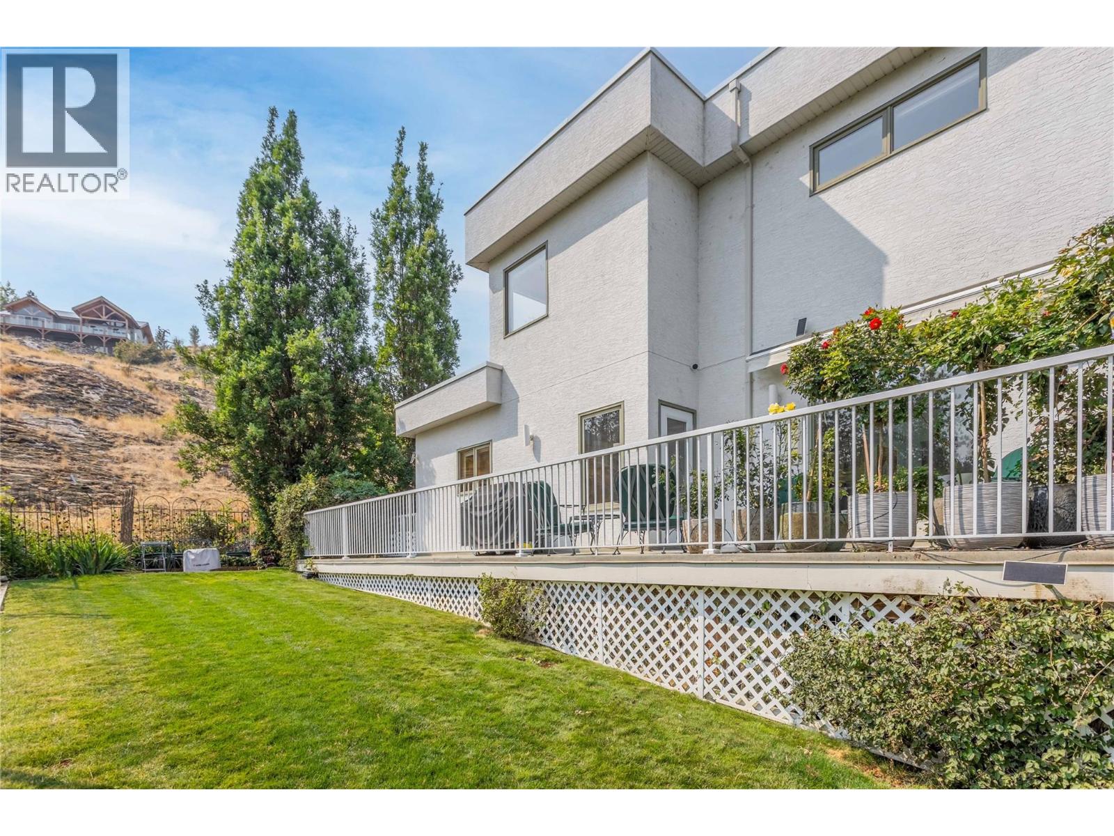 5851 Lakeshore Road, Kelowna, British Columbia  V1W 4J5 - Photo 39 - 10398427