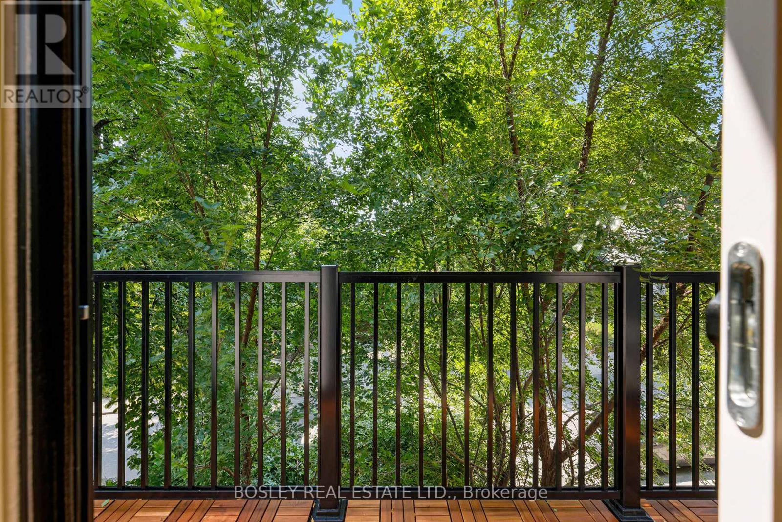 A - 225 Gainsborough Road, Toronto, Ontario  M4L 3C7 - Photo 13 - E13714424