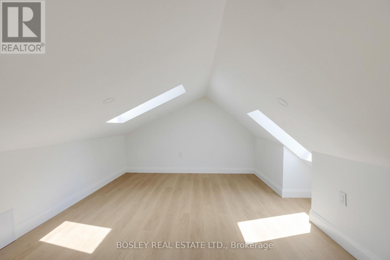 A - 225 Gainsborough Road, Toronto, Ontario  M4L 3C7 - Photo 21 - E13714424