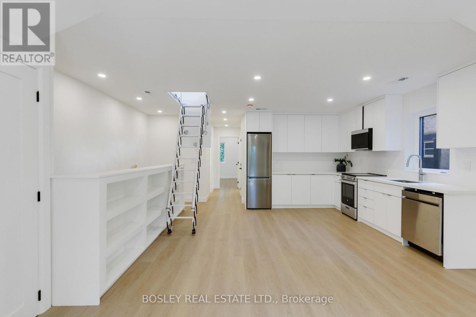 A - 225 Gainsborough Road, Toronto, Ontario  M4L 3C7 - Photo 23 - E13714424