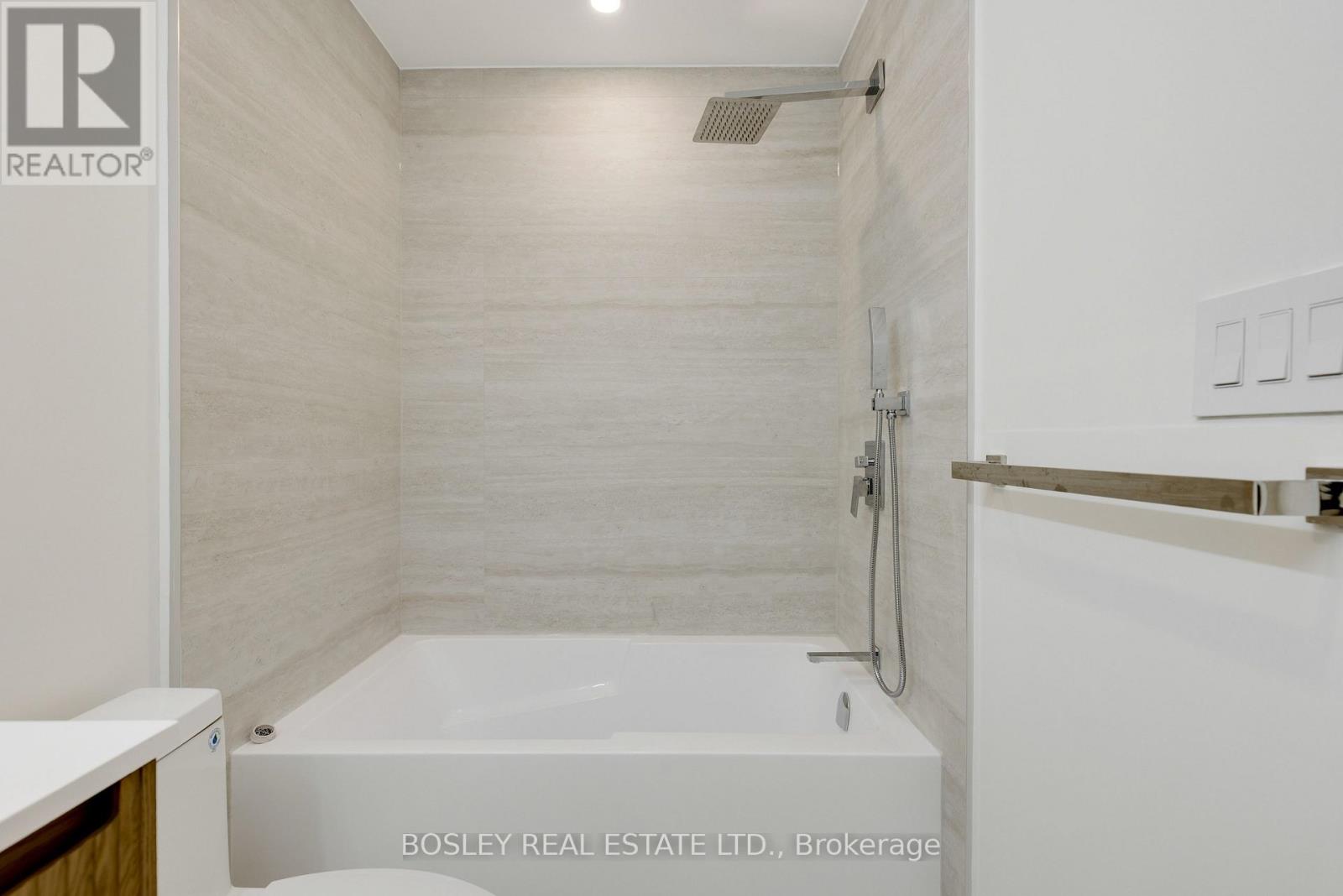 A - 225 Gainsborough Road, Toronto, Ontario  M4L 3C7 - Photo 32 - E13714424