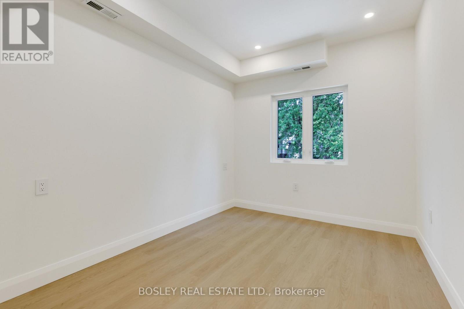 A - 225 Gainsborough Road, Toronto, Ontario  M4L 3C7 - Photo 33 - E13714424