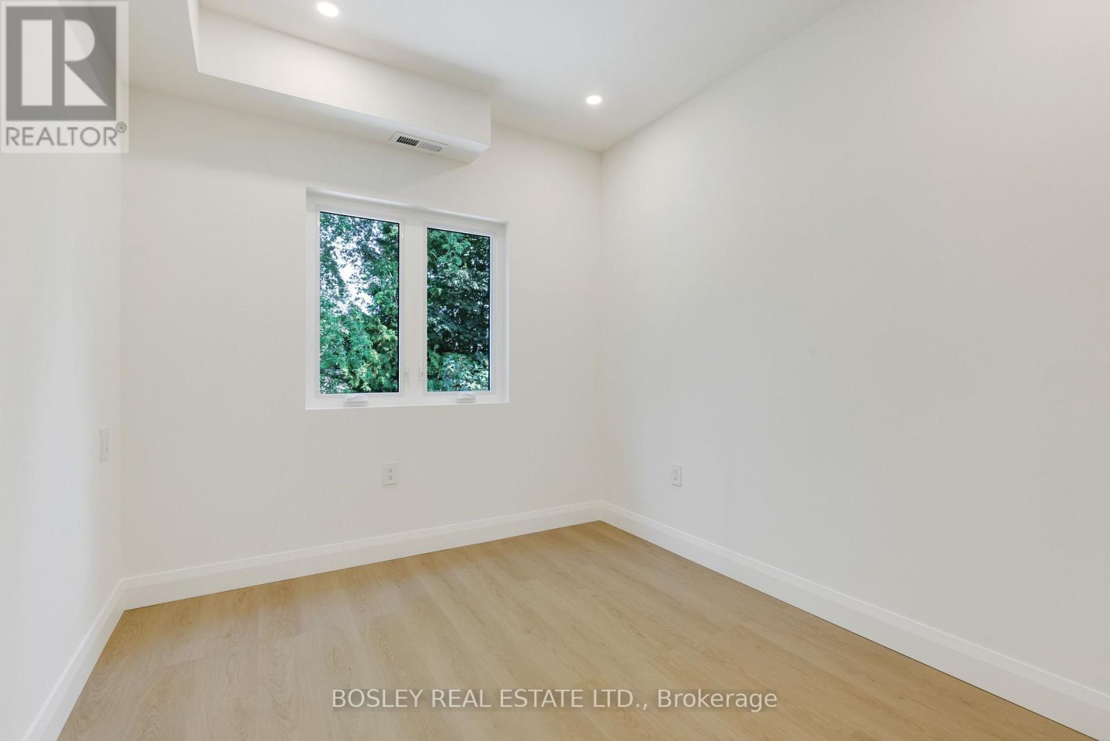 A - 225 Gainsborough Road, Toronto, Ontario  M4L 3C7 - Photo 34 - E13714424
