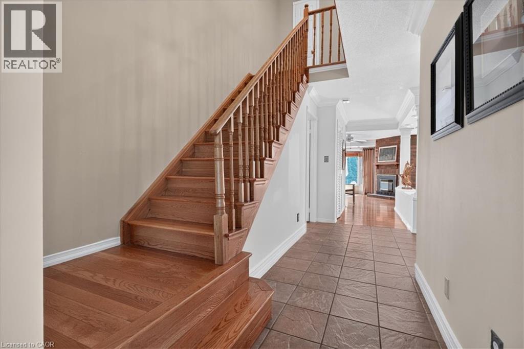 52 Sunvale Place, Stoney Creek, Ontario  L8E 4Z7 - Photo 18 - 40858267