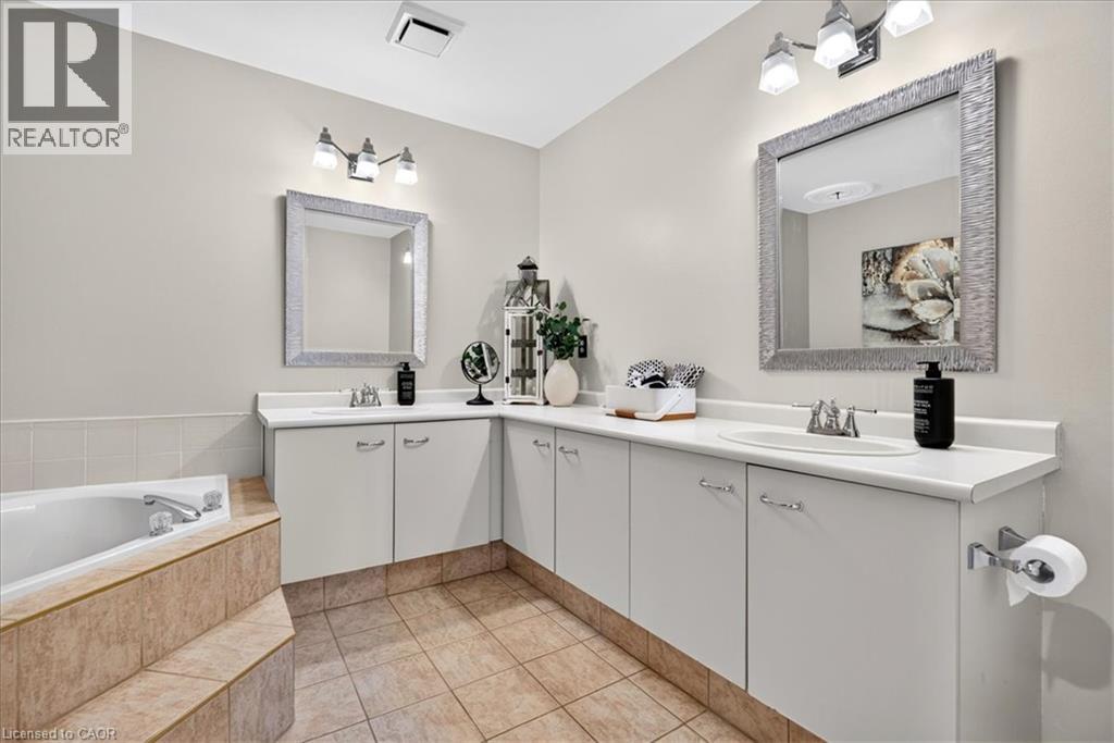 52 Sunvale Place, Stoney Creek, Ontario  L8E 4Z7 - Photo 23 - 40858267