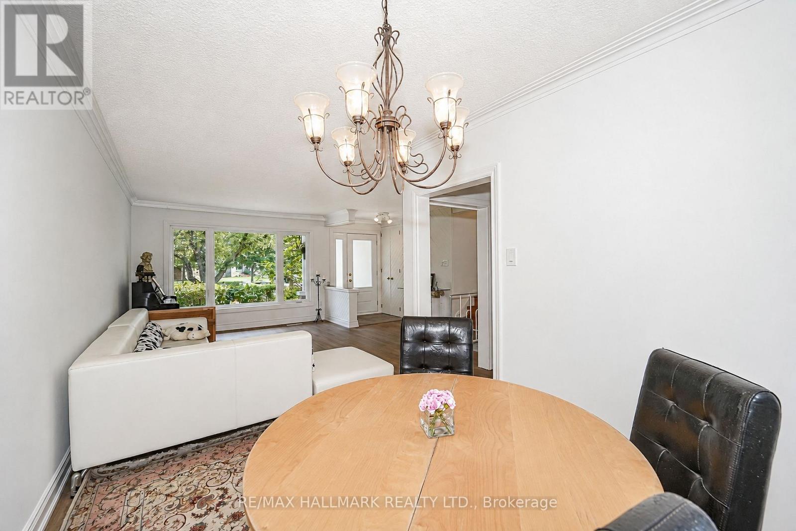 54 Charlemont Crescent, Toronto, Ontario  M1T 1M4 - Photo 14 - E13714628