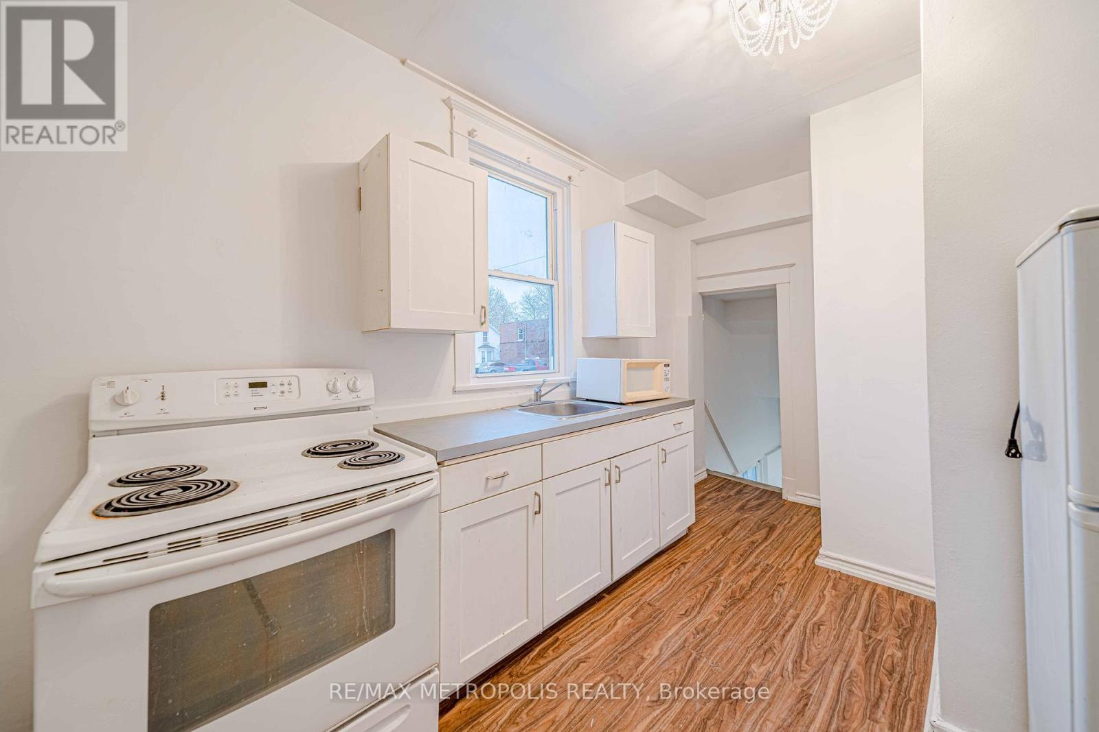 240 Division Street, Oshawa, Ontario  L1G 5M5 - Photo 12 - E13714634