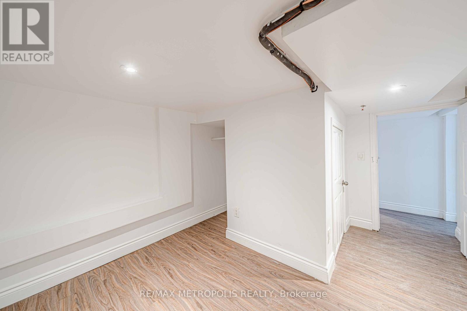 240 Division Street, Oshawa, Ontario  L1G 5M5 - Photo 20 - E13714634