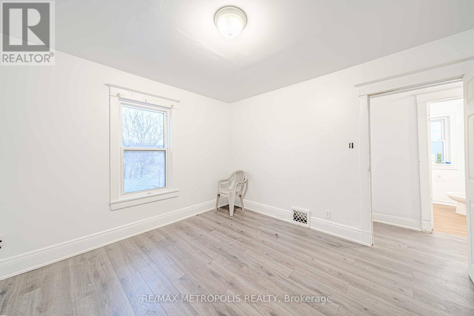 240 Division Street, Oshawa, Ontario  L1G 5M5 - Photo 32 - E13714634