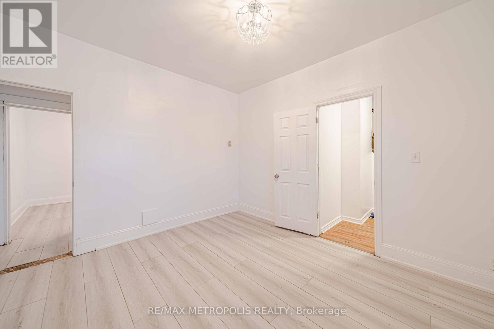 240 Division Street, Oshawa, Ontario  L1G 5M5 - Photo 6 - E13714634