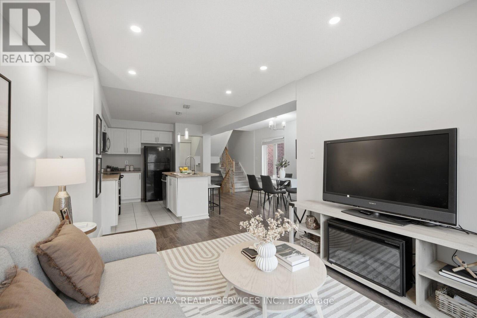 23 Clowes Street, Ajax, Ontario  L1Z 0K9 - Photo 25 - E13714684