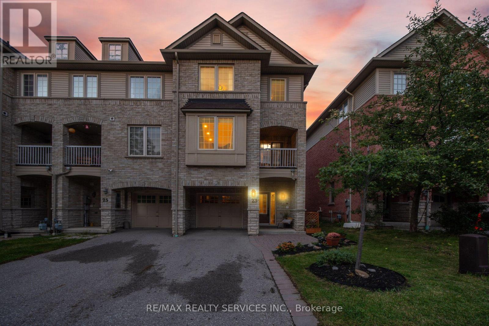 23 Clowes Street, Ajax, Ontario  L1Z 0K9 - Photo 3 - E13714684