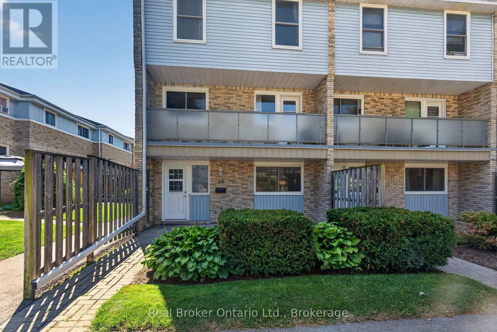 29 - 35 BRECKENRIDGE DRIVE, Kitchener, Ontario