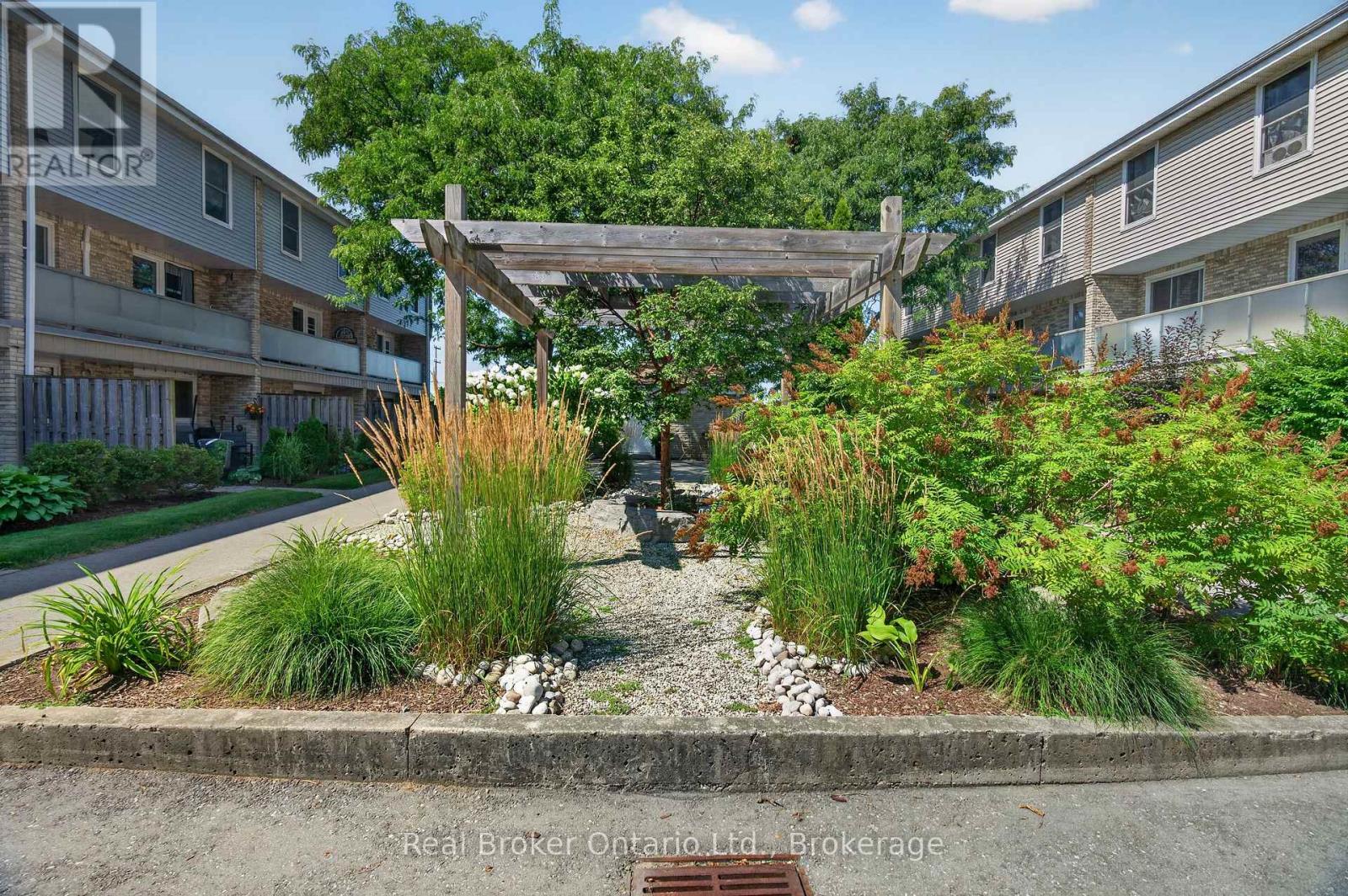 29 - 35 Breckenridge Drive, Kitchener, Ontario N2B 3H5 - Photo 23 - X13714570