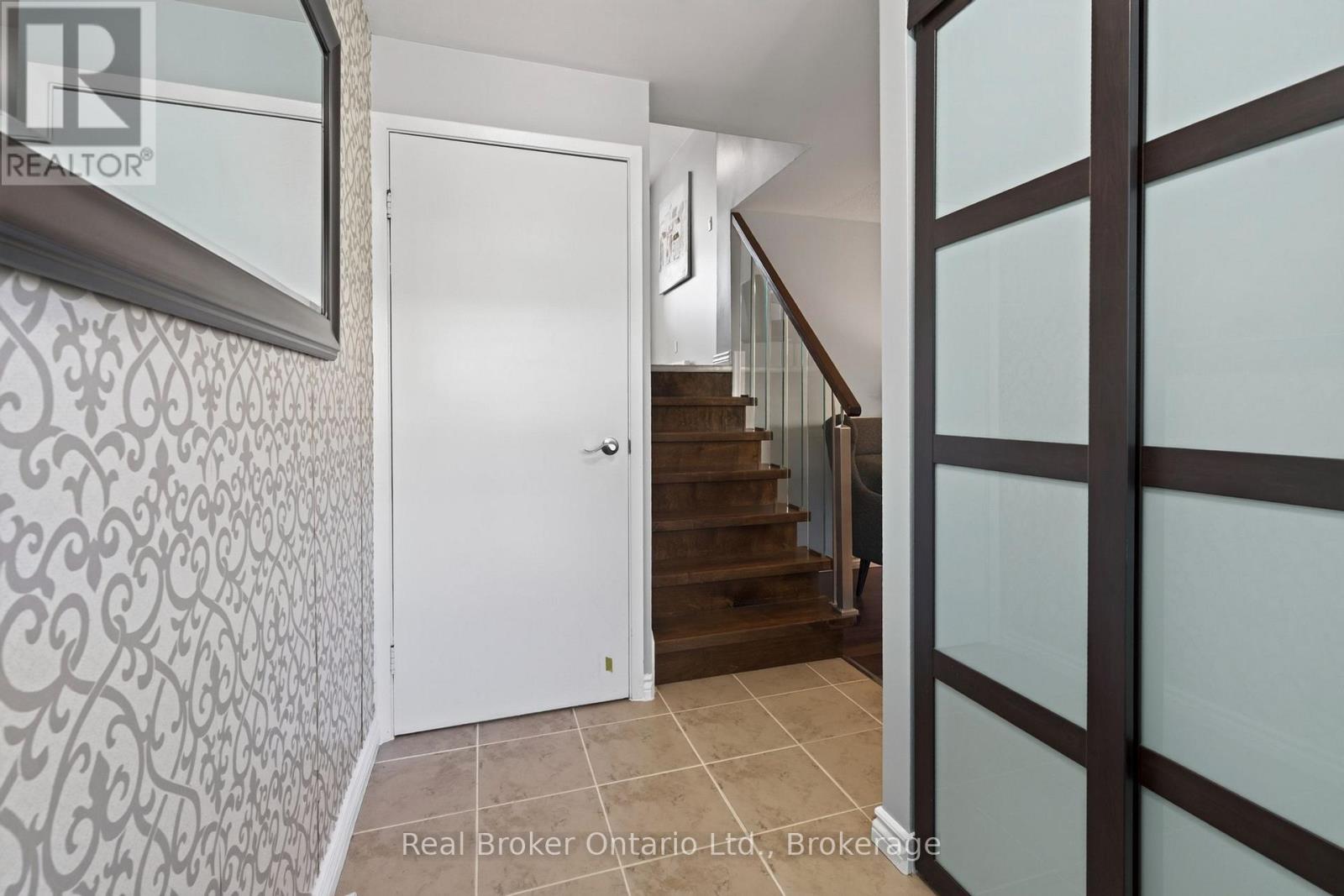 29 - 35 Breckenridge Drive, Kitchener, Ontario N2B 3H5 - Photo 6 - X13714570