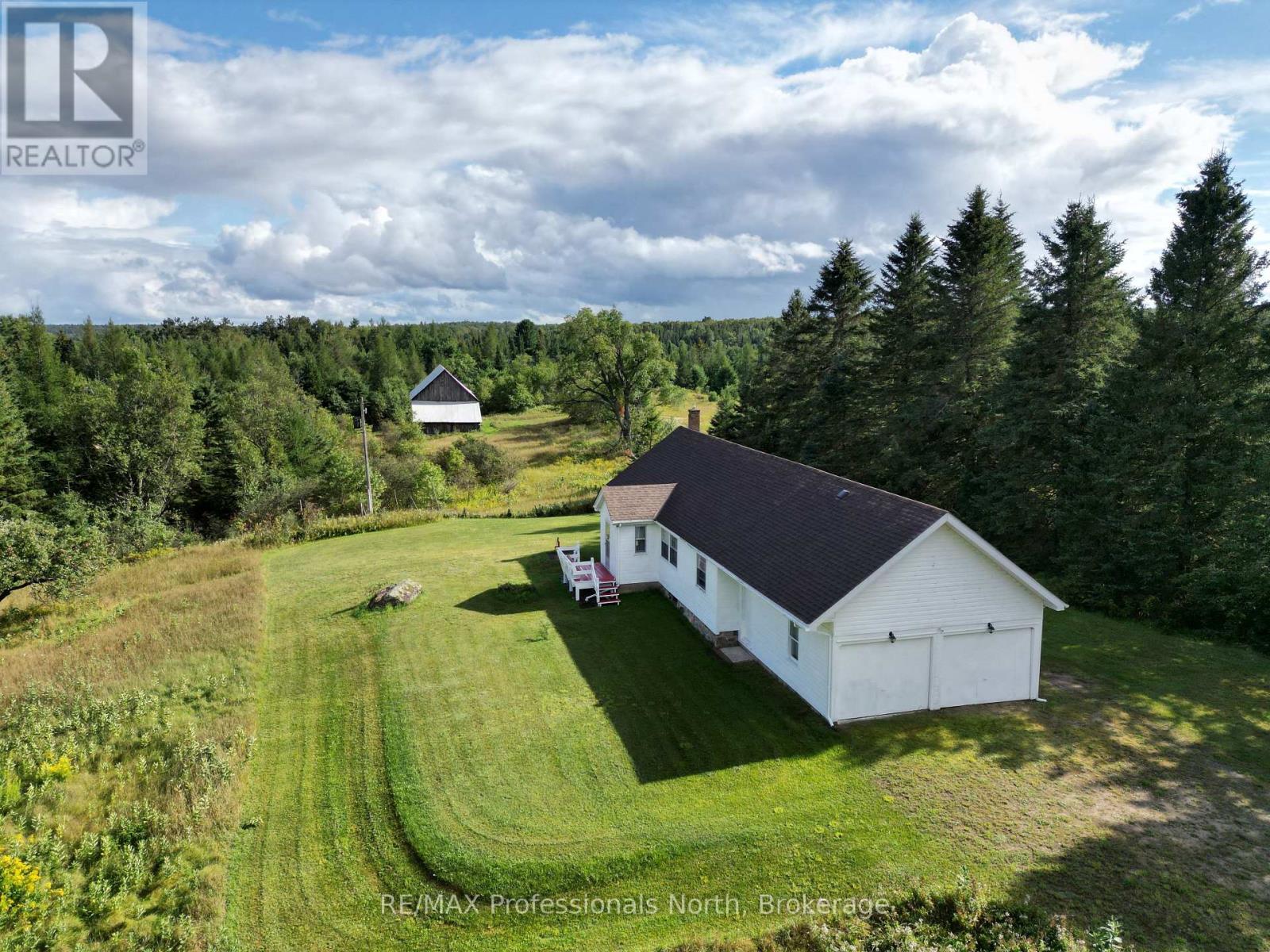 1418 SEDGWICK ROAD, Minden Hills, Ontario
