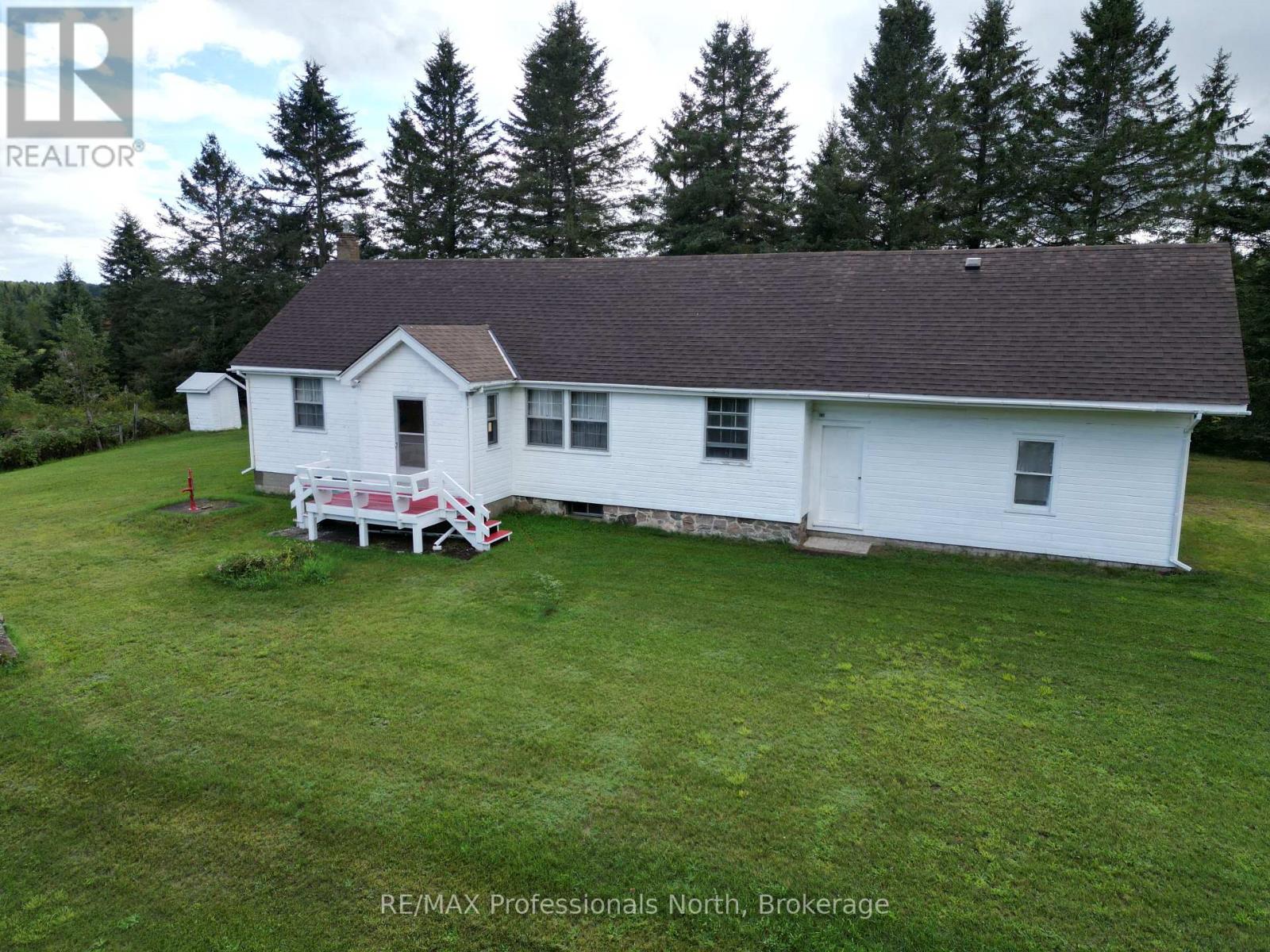 1418 Sedgwick Road, Minden Hills, Ontario  K0M 2K0 - Photo 2 - X13714652