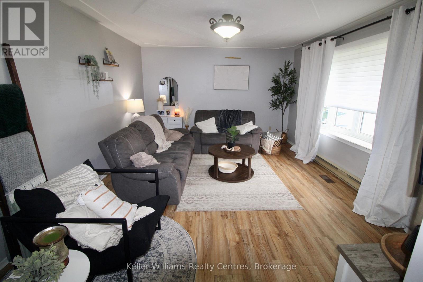 72 3rd Street, Hanover, Ontario  N4N 3H9 - Photo 6 - X13714680