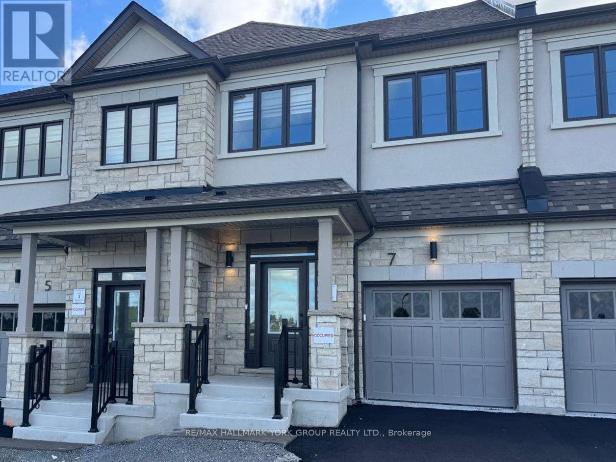 7 THOMAS SMITH STREET, Georgina, Ontario