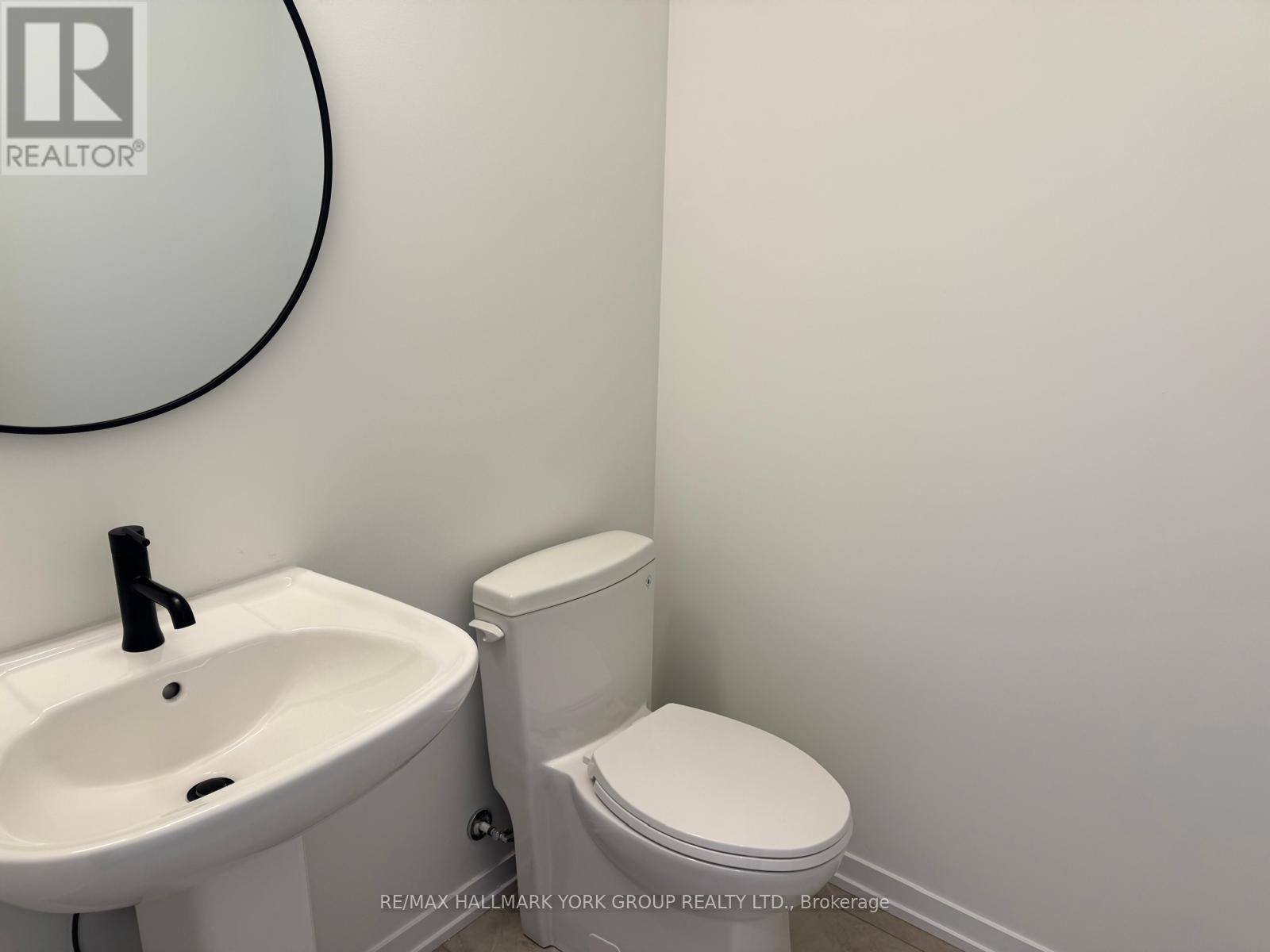 7 Thomas Smith Street, Georgina, Ontario  L4P 0S3 - Photo 12 - N13714464