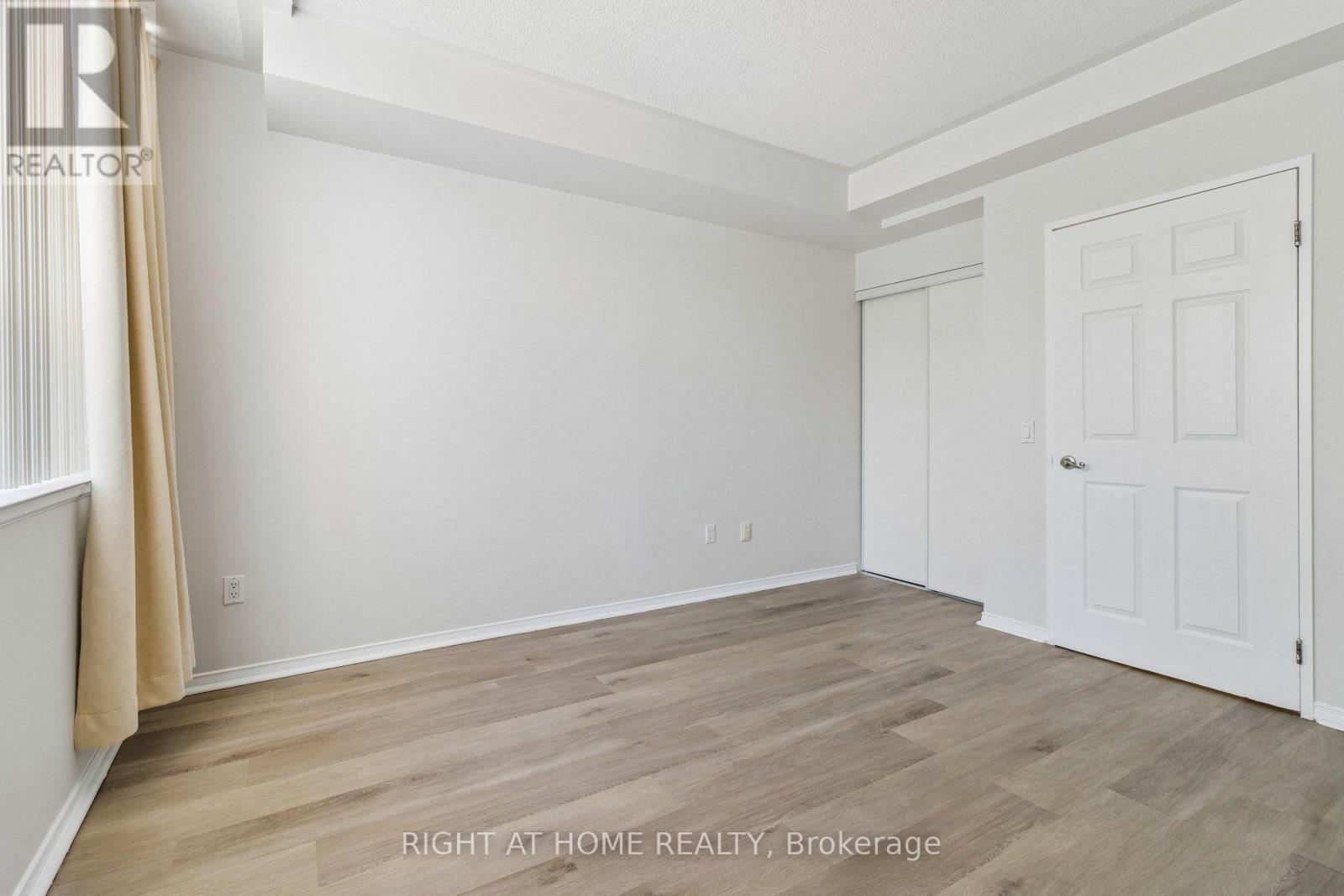 106 - 7398 Yonge Street, Vaughan, Ontario  L4J 8J2 - Photo 11 - N13714548