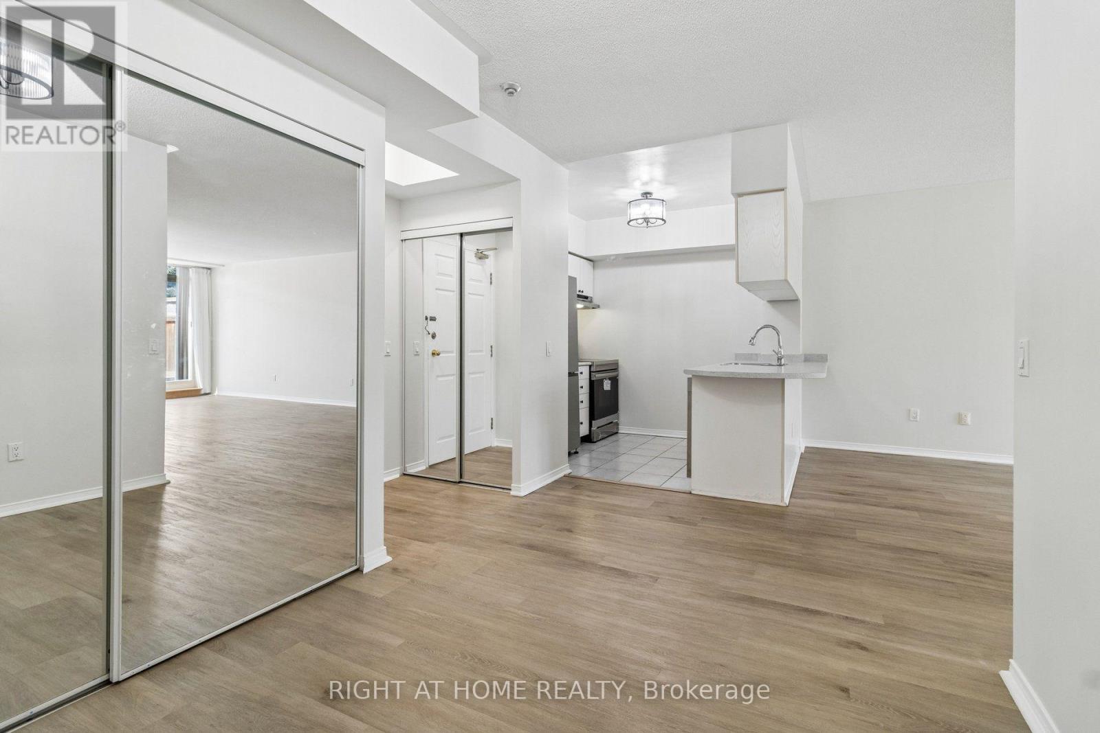 106 - 7398 Yonge Street, Vaughan, Ontario  L4J 8J2 - Photo 23 - N13714548