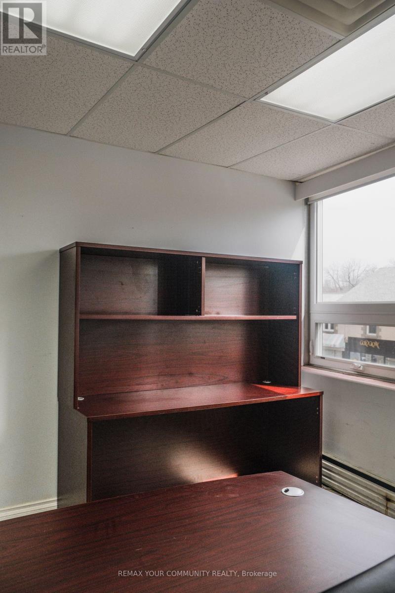 207 - 10212 Yonge Street, Richmond Hill, Ontario  L4C 3B6 - Photo 10 - N13714650