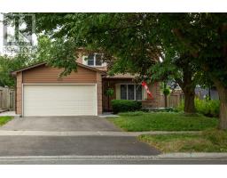 160 WALTON DRIVE, Aurora, Ontario