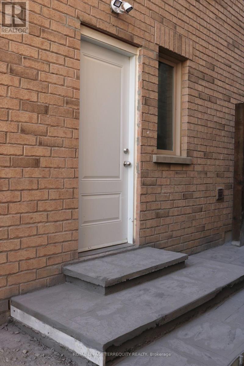 Bsmt Room 3 - 131 Trammel Drive, Vaughan, Ontario  L4H 0W2 - Photo 3 - N13714676
