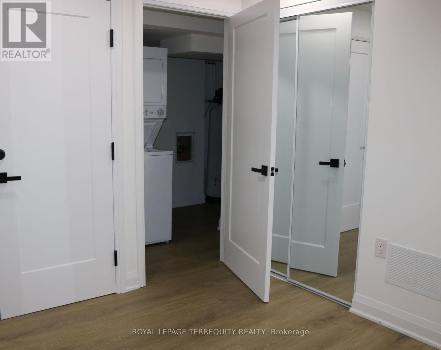 Bsmt Room 3 - 131 Trammel Drive, Vaughan, Ontario  L4H 0W2 - Photo 6 - N13714676