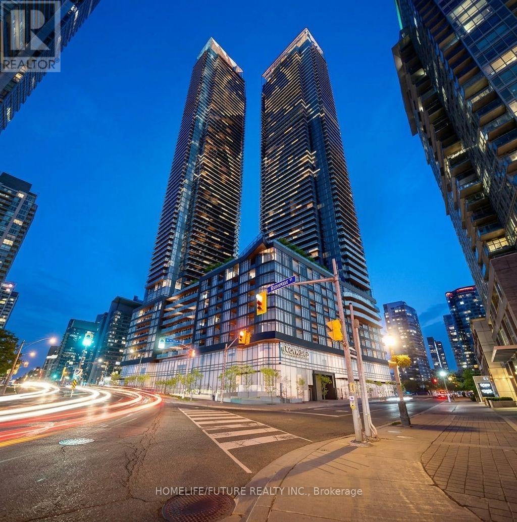 5305 - 3 CONCORD CITYPLACE WAY, Toronto, Ontario