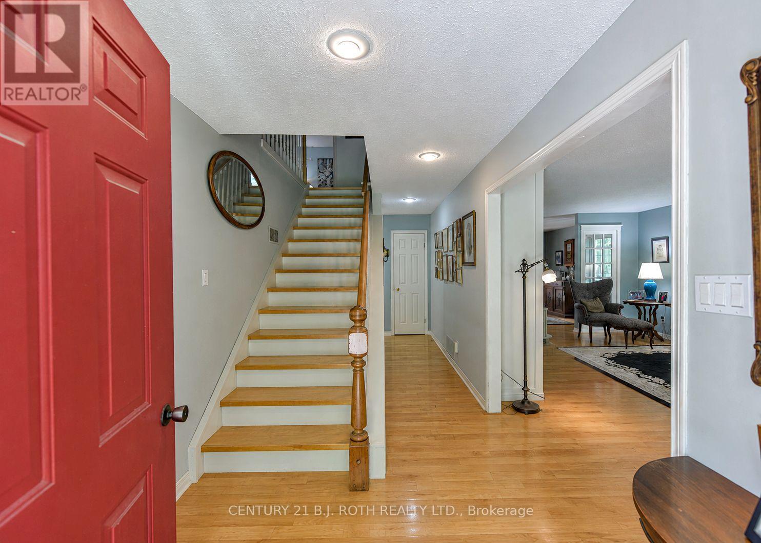 652 Warminster Side Road, Oro-Medonte, Ontario  L0K 1E0 - Photo 5 - S13714632
