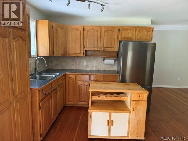 5890 Beaver Harbour Rd, Port Hardy, British Columbia  V0N 2P0 - Photo 10 - 1041145