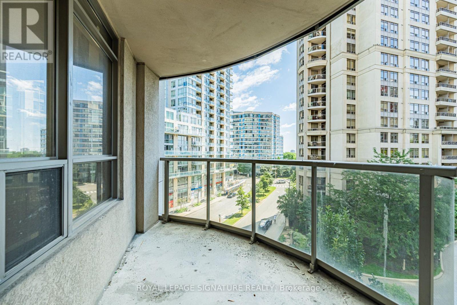 525 - 3888 Duke Of York Boulevard, Mississauga, Ontario  L5B 4P5 - Photo 30 - W13714444