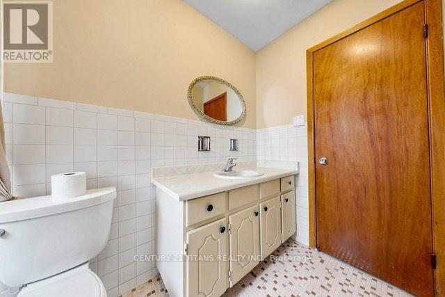 198 Boon Avenue, Toronto, Ontario  M6E 3Z8 - Photo 35 - W13714486