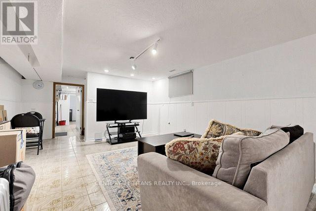 198 Boon Avenue, Toronto, Ontario  M6E 3Z8 - Photo 38 - W13714486