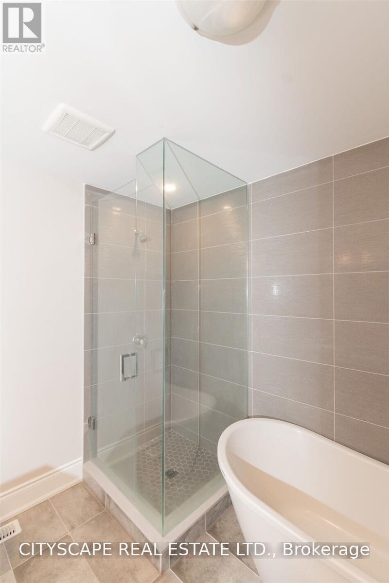 5226 Pinedale Drive, Burlington, Ontario  L7L 4J1 - Photo 28 - W13714496