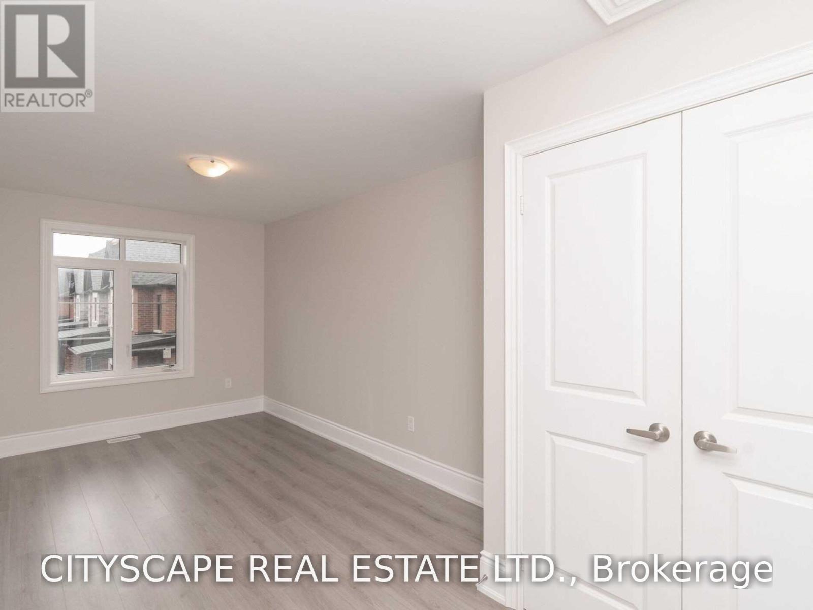 5226 Pinedale Drive, Burlington, Ontario  L7L 4J1 - Photo 32 - W13714496