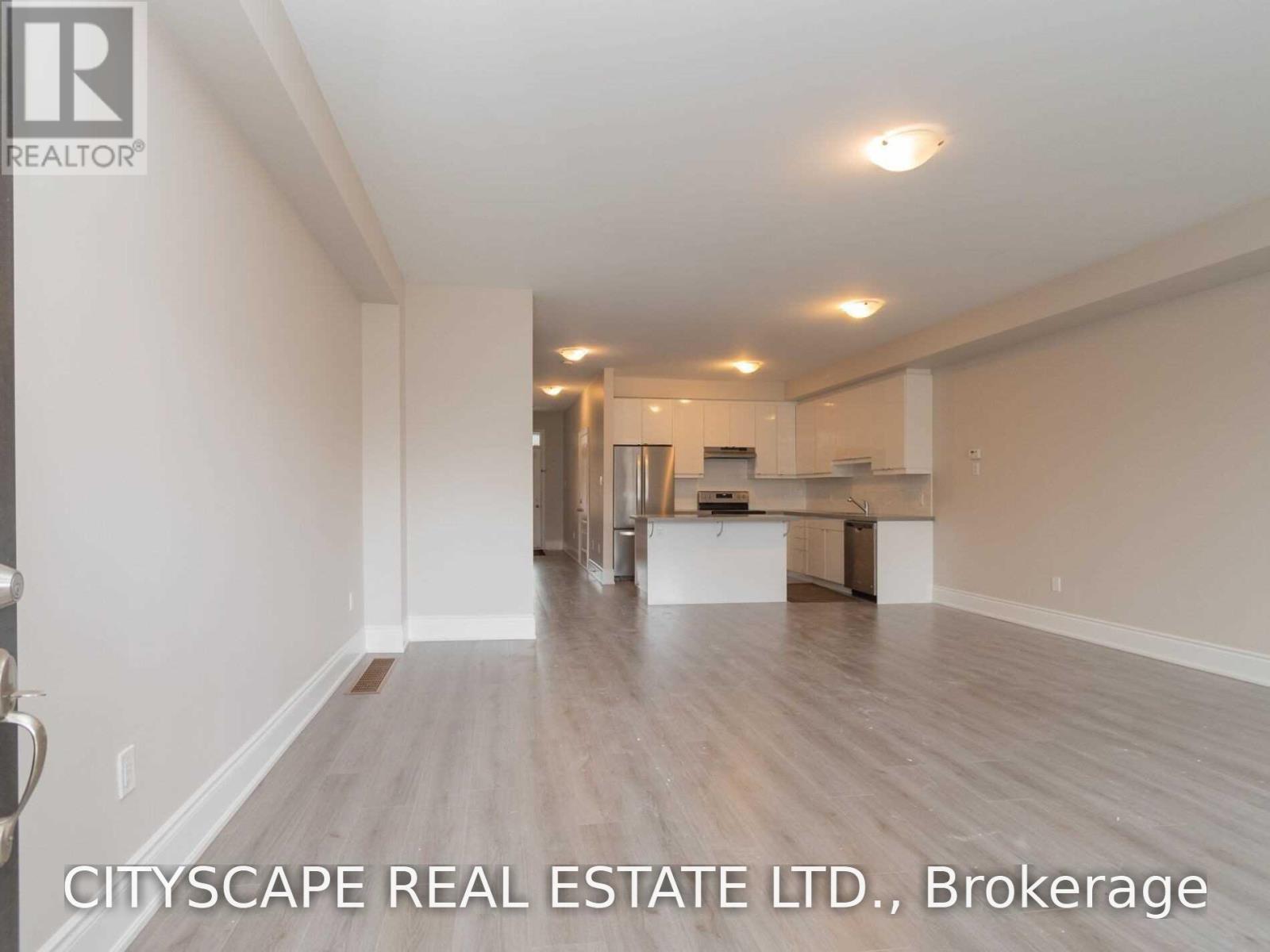 5226 Pinedale Drive, Burlington, Ontario  L7L 4J1 - Photo 6 - W13714496