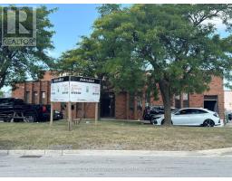 98 STAFFORD DRIVE, Brampton, Ontario