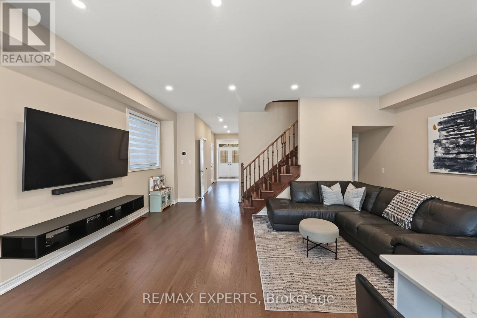 9 Tormore Road, Caledon, Ontario  L7E 4K8 - Photo 12 - W13714502