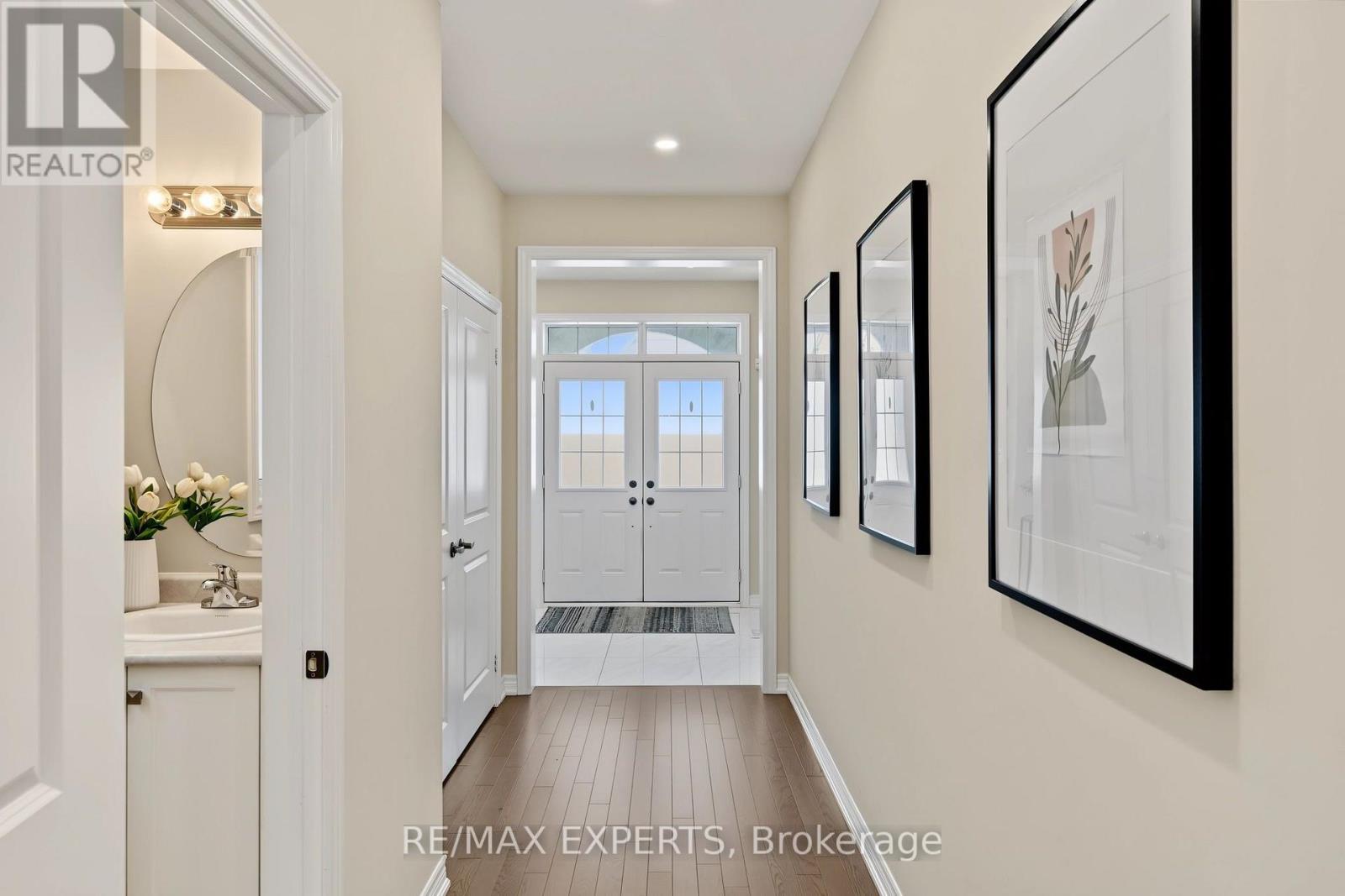 9 Tormore Road, Caledon, Ontario  L7E 4K8 - Photo 4 - W13714502