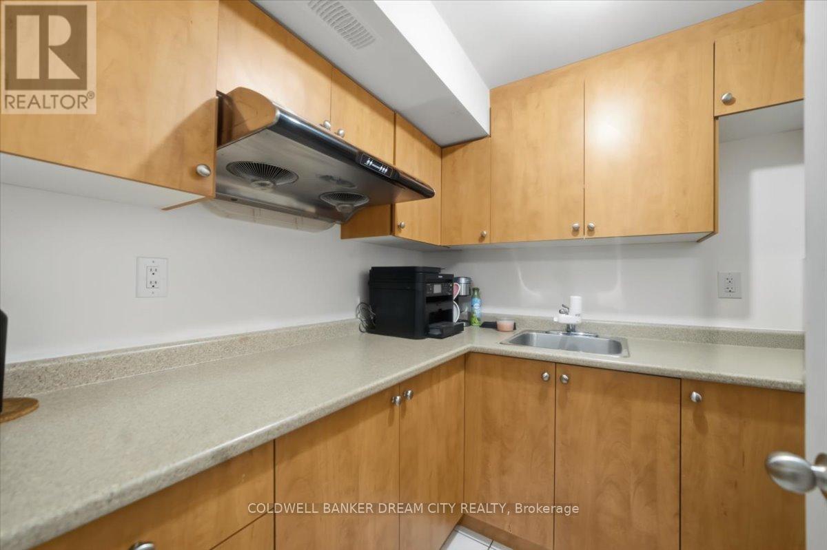 9738 Mclaughlin Road, Brampton, Ontario  L6X 0T8 - Photo 17 - W13714518
