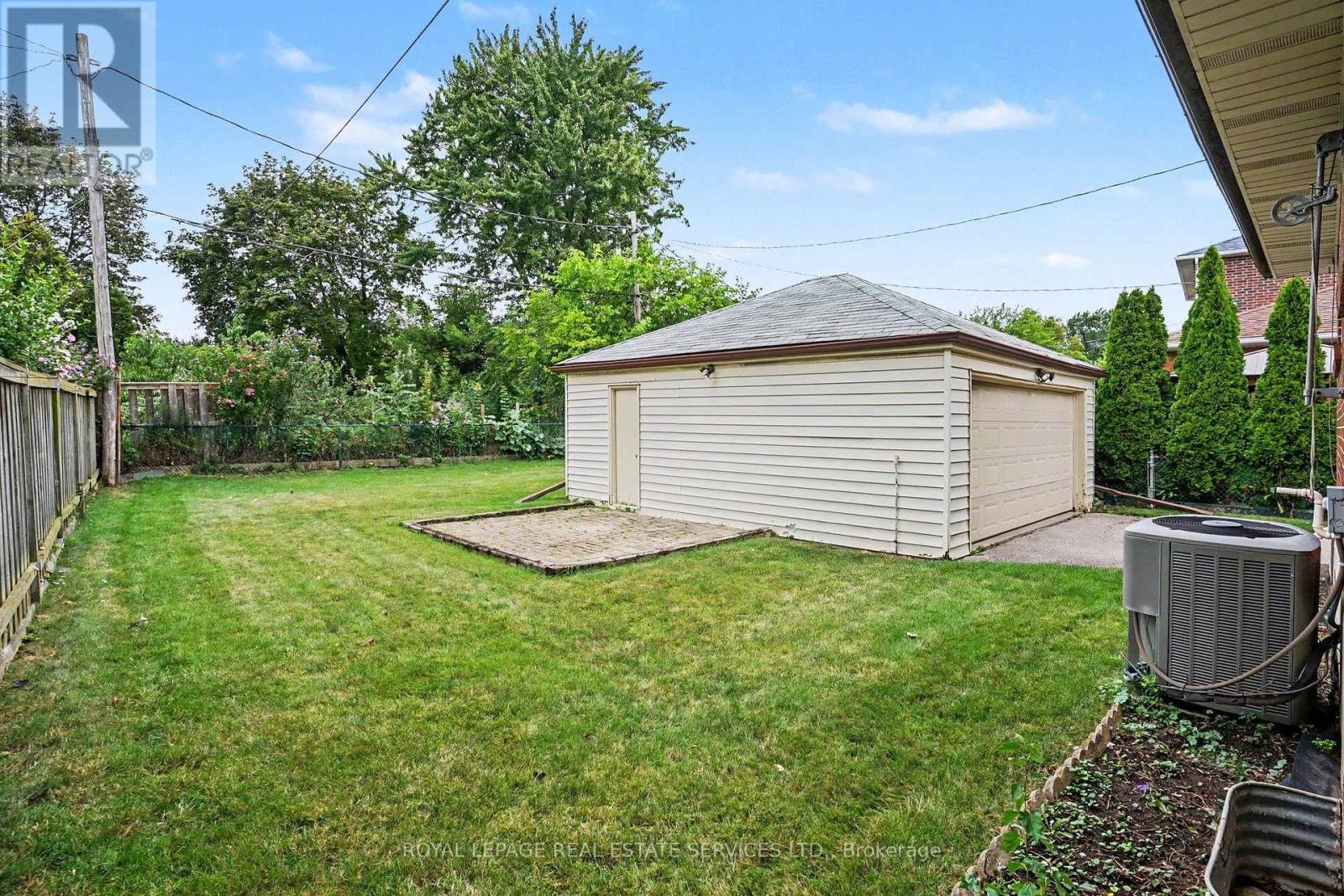 110 Celestine Drive, Toronto, Ontario  M9R 3N9 - Photo 31 - W13714520